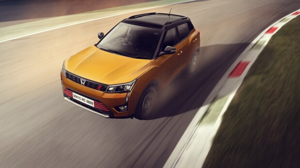 Mahindra XUV300 TurboSport Edition - 2
