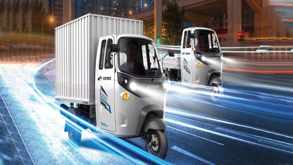 HiLoad EV, electric cargo three-wheeler