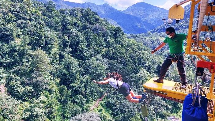 adventure sports , adrenaline , bungy jumping, Bunjee Jumping, jumpin heights