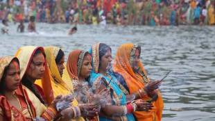 chchath puja at yamuna ghats