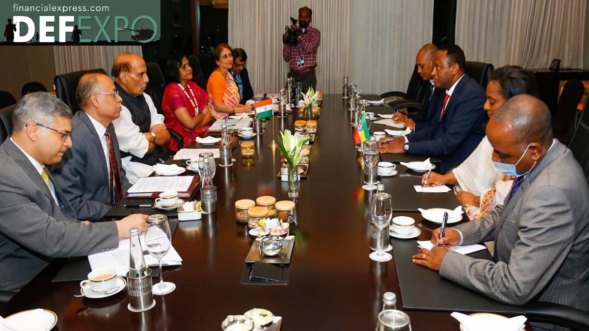 Interaction with the Defence Minister of Republic of Ethiopia, Dr. Abraham Belay. (Photo: MoD)