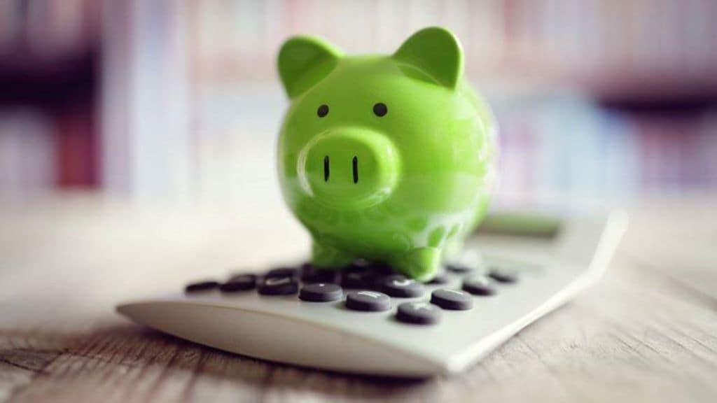 Develop an understanding of spending and saving fosters a desire to save money among students.