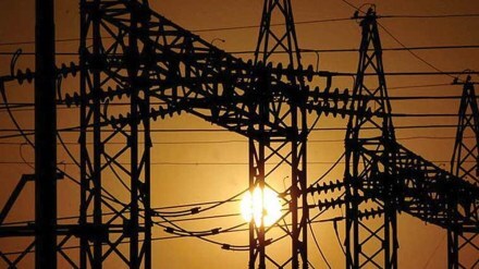 State electricity boards/reorganised utilities have a monopoly over the network and wires business in the whole of the state, causing inefficiency. 