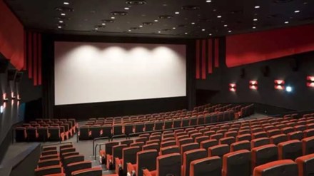 As per trade reports, PS-1 -- made with a ceiling-smashing Rs 500-crore budget and released on Friday in 5 Indian languages of Hindi, Malayalam, Tamil, Telugu and Kannada -- beat the last big Tamil release Vikram (Tamil, released on June 3) day 1 with advance bookings of close to Rs 17 crore. As per trade reports, PS-1 -- made with a ceiling-smashing Rs 500-crore budget and released on Friday in 5 Indian languages of Hindi, Malayalam, Tamil, Telugu and Kannada -- beat the last big Tamil release Vikram (Tamil, released on June 3) day 1 with advance bookings of close to Rs 17 crore.