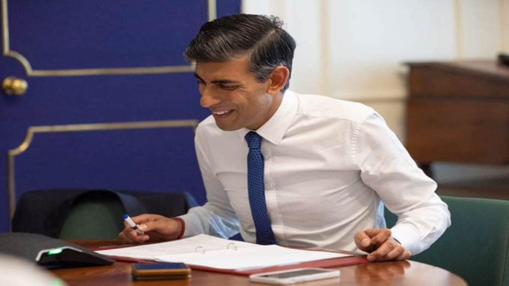 rishi sunak uk pm