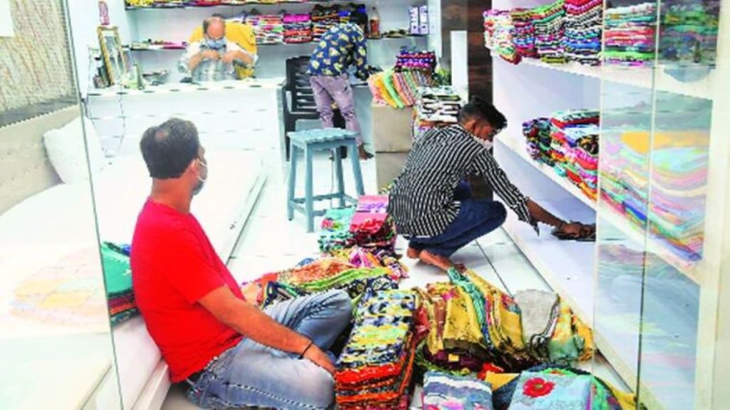 diwali, festival season, surat, industry, textile industry, cloth market