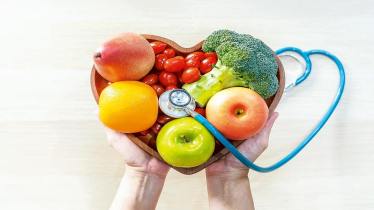 Studies have also found a link between increasing your intake of leafy green vegetables and a lower risk of heart disease, she adds.