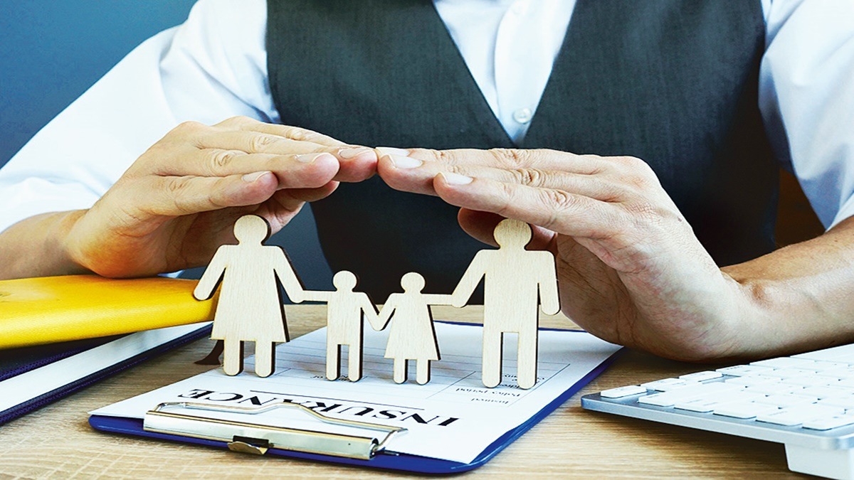 insurance policy, insurance policy goals, life insurance products