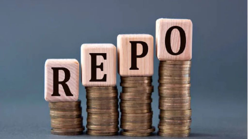 Banks increase EBLRs by 190 bps in tandem with RBI's repo rate hike