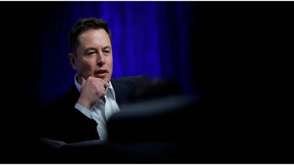 Elon Musk Says Laid Off Employees Were Offered 3 Months of Severance