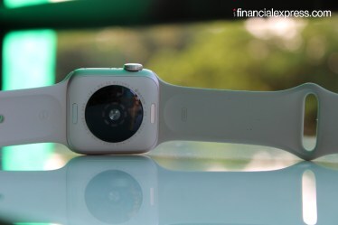 Apple Watch SE (2022) review
