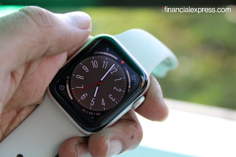 Apple Watch SE (2022) review