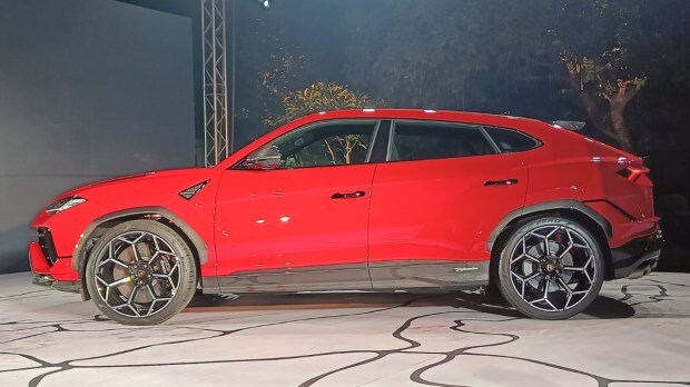 Lamborghini Urus Performante price in india
