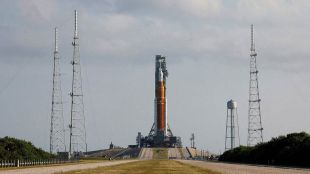 NASA, Moon mission, Rocket launch, Moon, Space agency, Rocket, Kennedy Space Center,Astronauts, Science