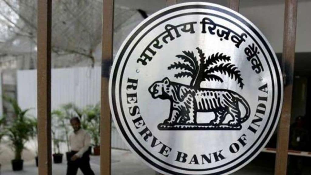 RBI Governor asks bankers to be watchful of evolving macroeconomic situation
