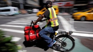last mile delivery, logistics, supply chain, carbon emissions, climate change, fossil fuel, e-commerce, 3PL, sustainability, dispatch management, AI, home deliveries