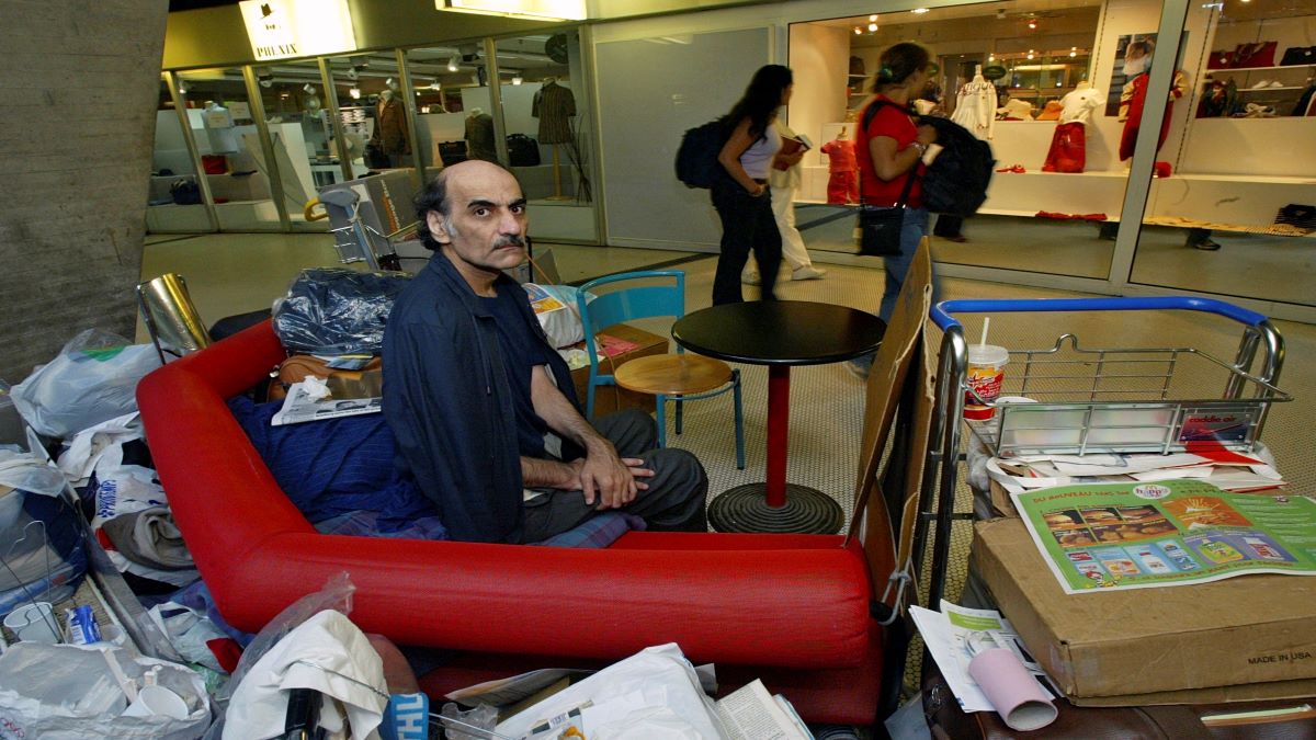 the terminal movie, tom hanks, iranian man, paris airport, Steven Spielberg, Mehran Karimi Nasseri, Charles de Gaulle the terminal movie, tom hanks, iranian man, paris airport, Steven Spielberg, Mehran Karimi Nasseri, Charles de Gaulle