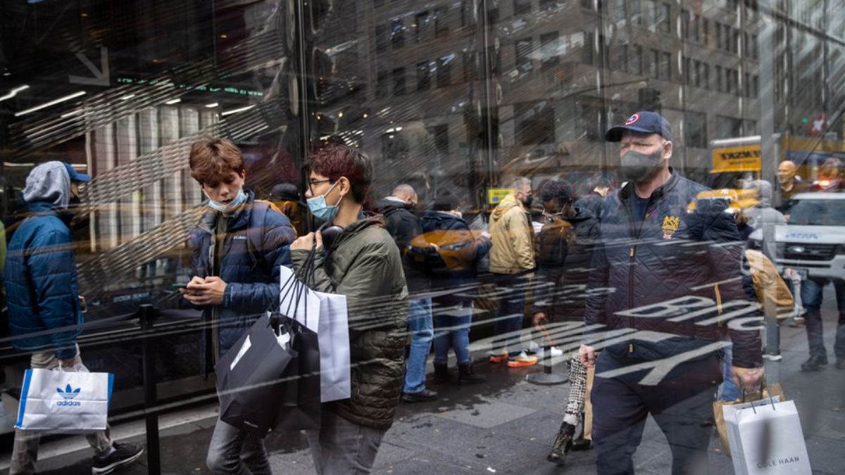 U S Retail Sales Beat Expectations In October Economy News The