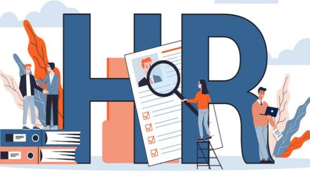 he course's duration is six months of online self-learning and masterclasses.