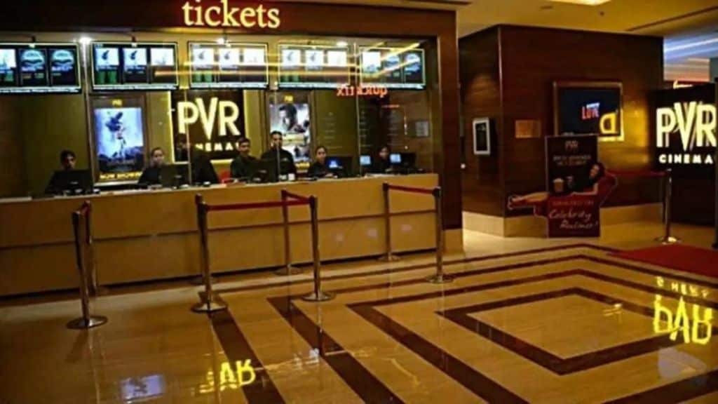 While PVR’s consolidated net loss for Q2 of FY23 reduced from the year-ago period, Bollywood movies haven’t been doing so well in theatres.