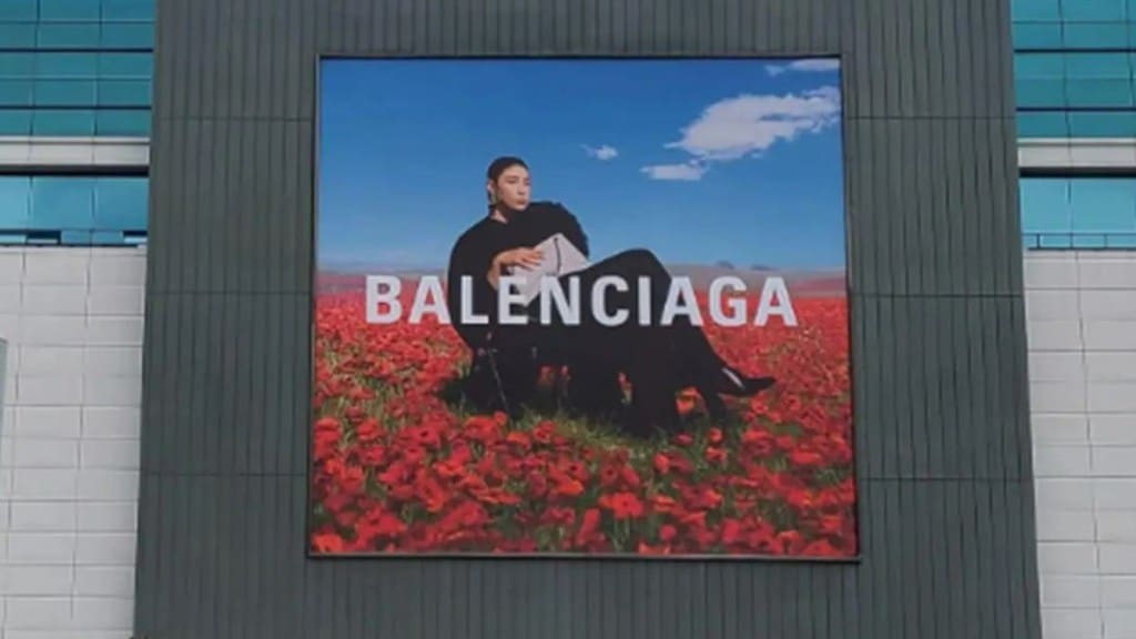 Balenciaga, Balenciaga campaign, Balenciaga controversy, Balenciaga teddy children, Balenciaga porn, porn stories
