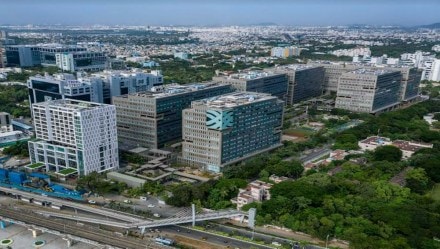 Top reasons why commercial real estate may be a better bet in 2023 Top reasons why commercial real estate may be a better bet in 2023