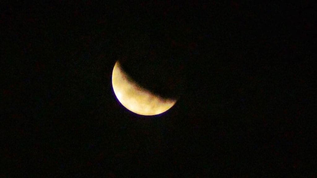 Lunar Eclipse 2022, Lunar Eclipse, Moon, Eclipse, Chandra Grahan, Earth, Solar System, Science