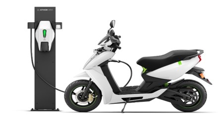 Electric two-wheeler sales may miss FY23 target of 10 lakh units by 20% Electric two-wheeler sales may miss FY23 target of 10 lakh units by 20%