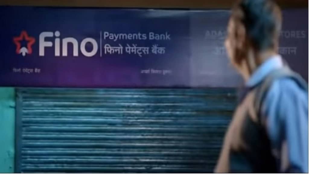 The share of subscription-based revenues rose to 30%. 