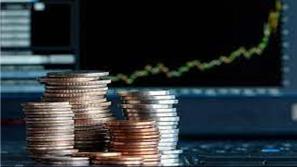 The market valuation of Hindustan Unilever declined by Rs 3,912.07 crore to Rs 5,88,220.17 crore. (IE)