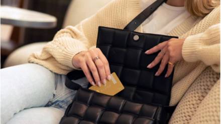 Metal cards in sync with evolving customer expectations