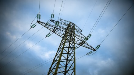 Electricity tariff, Power Tariff, Tamil Nadu, MSMEs, SMEs, SMBs, small businesses, State government, peak hours, economic growth, electricity connection, low tension, high tension, industry, TANGEDCO, V Senthil Balaji, T.M. Anbarasan, export, traders, industrialist