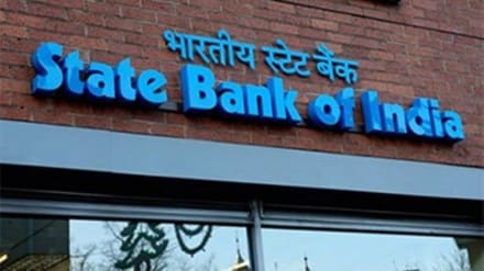 The bank has 75% of its loan book linked to MCLR and external benchmark lending rates (EBLR) – 41% is MCLR linked, the remaining is EBLR linked. (IE)