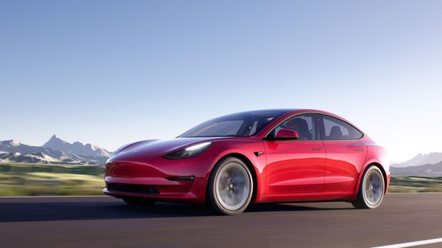 Tesla offers discount on some car models in US, Canada
