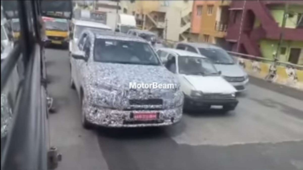 toyota innova hycross