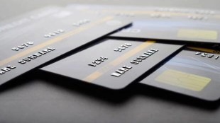 credit cards, credit cards travel costs, credit cards benefit, American Express, Amex Trendex, credit card users