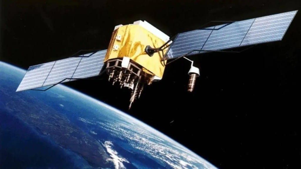 satellite communication, satellite broadband services, Hughes Communications, oneweb,