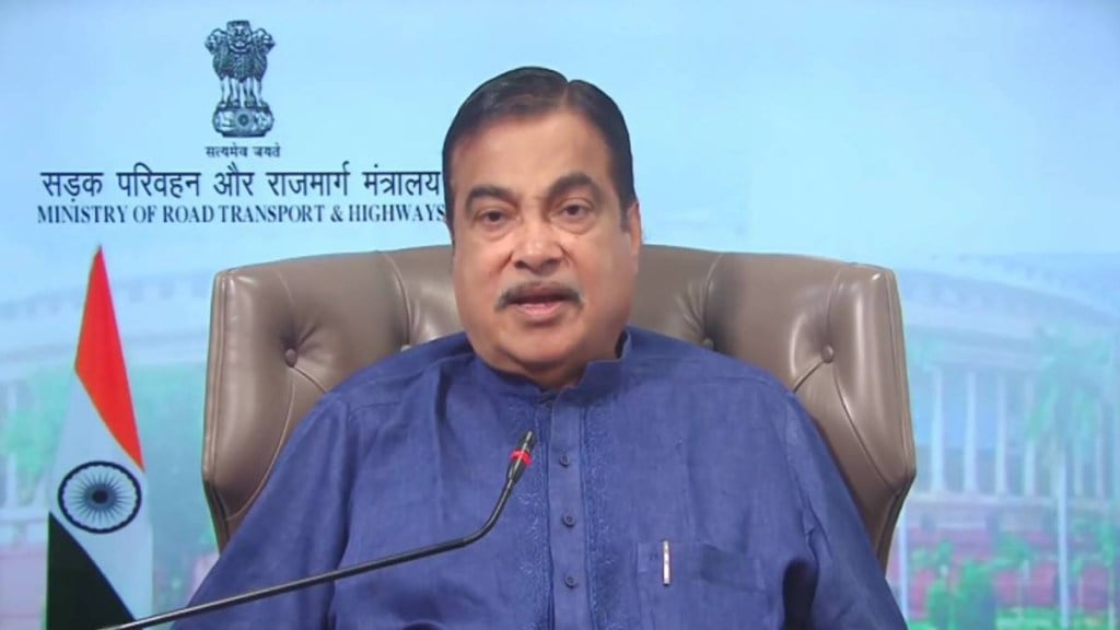 9 lakh govt vehicles, buses older than 15 years to go off the road from April 1, says Gadkari