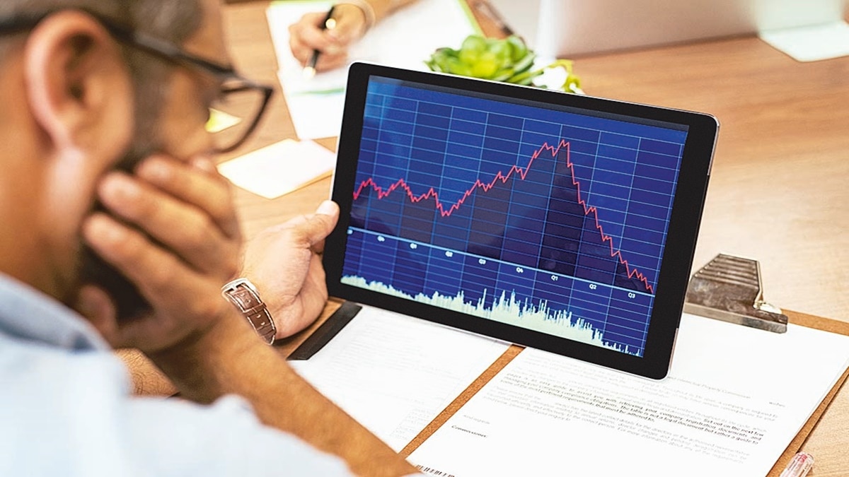 beta fund, smart beta fund, earnings, dividends,