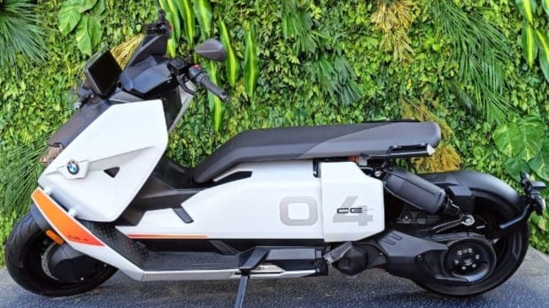 bmw ce 04 price in india
