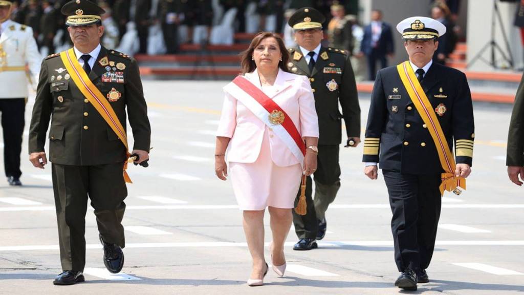 Dina Boluarte, peru crisis