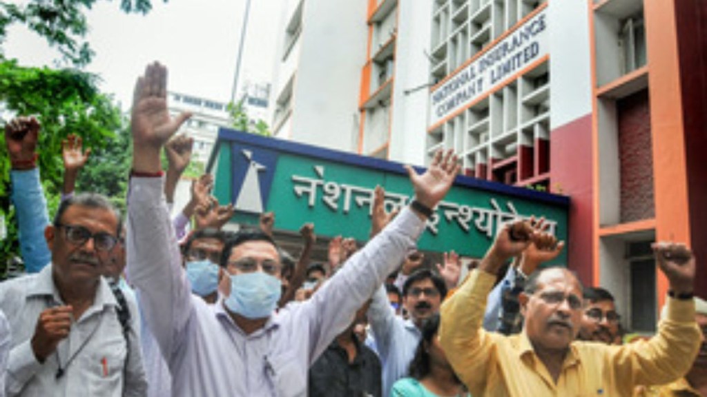 Employee union of public general insurers threatens to go on strike on Jan 4