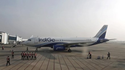 Delhi airport, Flight emergency landing, delhi emergency landing, indiGo, Indigo airline technical glitch