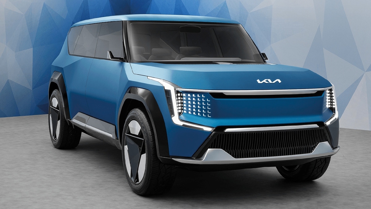 Kia recently teased the EV9 concept on its social media handles and it will be showcased at the Auto Expo 2023. The EV9 will be Kia’s flagship seven-seater EV and it’s likely to offer a range of around 500 km on a single charge.