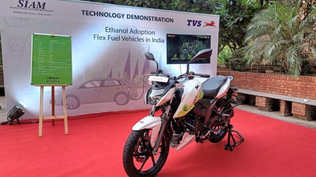 TVS Apache RTR 160 4V ethanol flex fuel