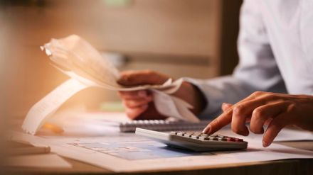 Pankaj Chaudhary said that there is no specific identification code for online gaming entities is available in Income Tax Return (Image source: Freepik)