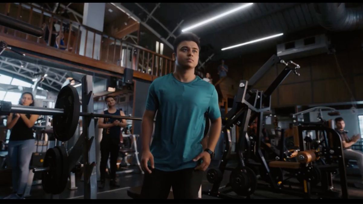 In a way, the new campaign takes forward its earlier ad that said ‘nazariya badlo, dekho bartano se aage’. But the response from consumers on the internet was divided