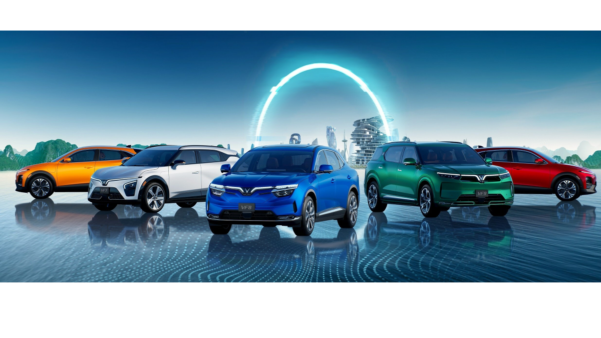 VinFast rolls out long-awaited electric SUVs, eyes overseas deliveries ...