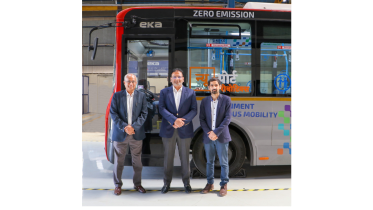 L-R: B Anil Baliga, President, Eka Mobility; Dr Sudhir Mehta, Founder & Chairman, Pinnacle Industries and Raghavender Sahdev, CEO, NuPort Robotics.