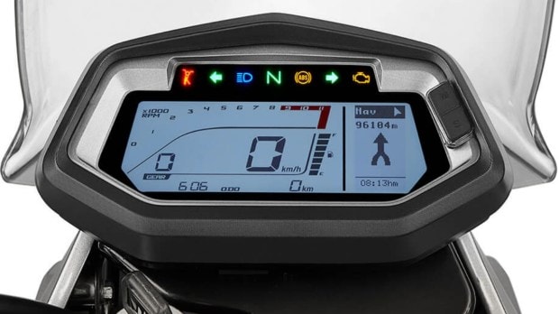 xpulse 200t 4v features